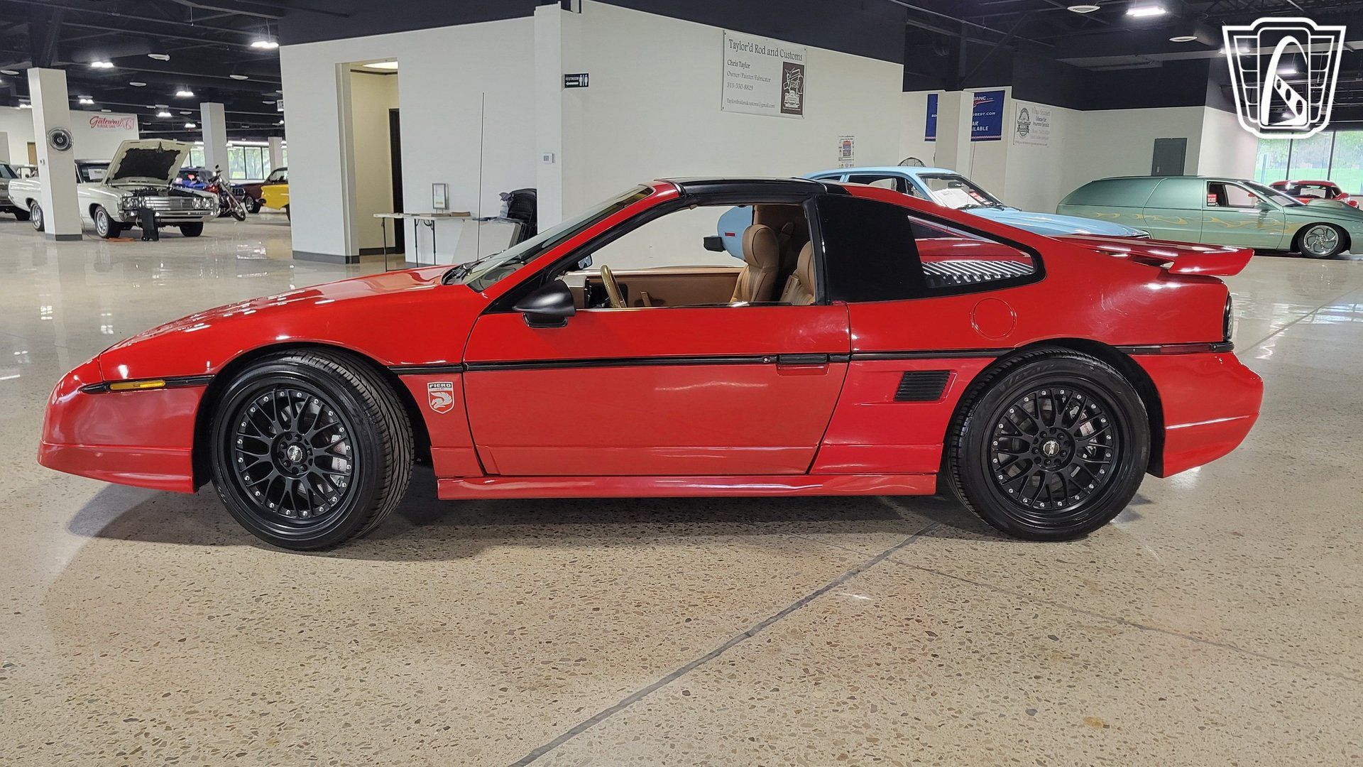 Used 1988 Pontiac Fiero GT RWD image 7