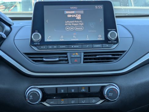 Used 2021 Nissan Altima 2.5 SV image 5