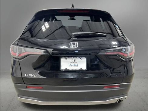 Certified 2025 Honda HR-V Sport image 5