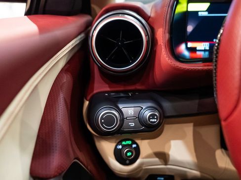 Certified 2022 Ferrari 812 GTS RWD image 32