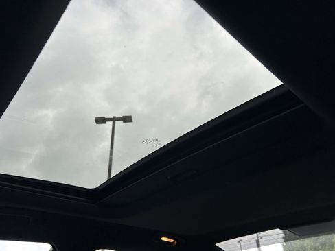 Used 2019 Dodge Charger Scat Pack w/ Daytona Edition Group image 11