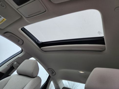 Certified 2023 Honda Accord EX image 15