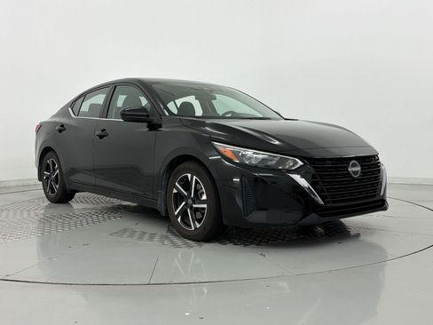 Used 2024 Nissan Sentra SV FWD image 7
