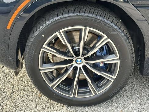 Certified 2025 BMW X6 M60i w/ Dynamic Handling Package AWD/4WD image 14