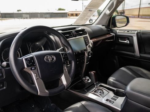 Used 2024 Toyota 4Runner Limited AWD/4WD image 16