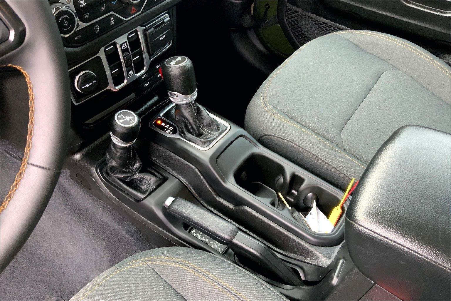 Certified 2024 Jeep Wrangler Unlimited Sport AWD/4WD image 17