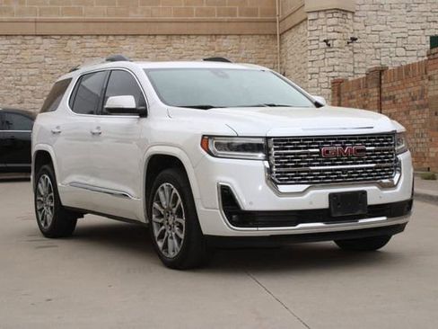 Used 2023 GMC Acadia Denali w/ Denali Technology Package image 2