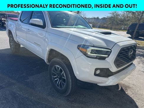 Used 2022 Toyota Tacoma TRD Sport w/ TRD Premium Sport Package image 7