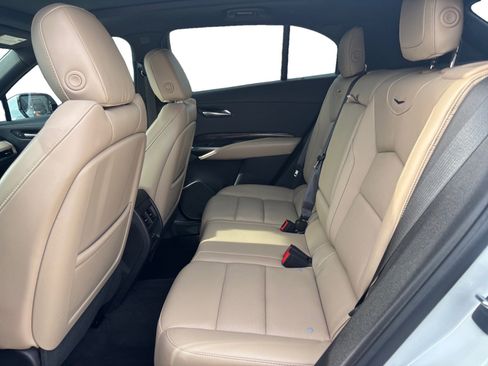 Used 2024 Cadillac XT4 Premium Luxury image 13