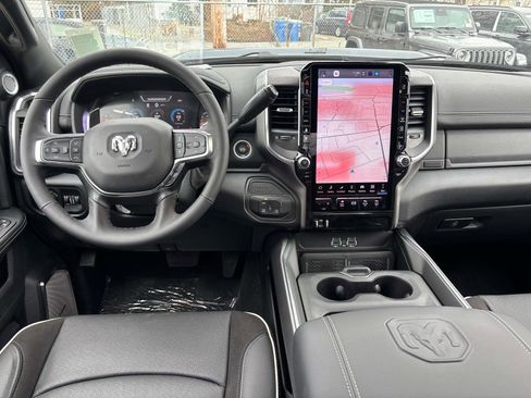 New 2026 RAM 2500 Laramie AWD/4WD image 7