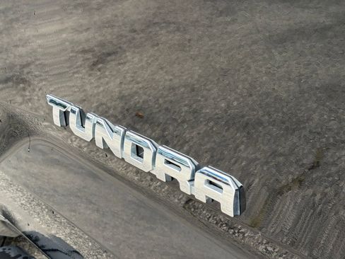 Used 2024 Toyota Tundra Limited AWD/4WD image 14