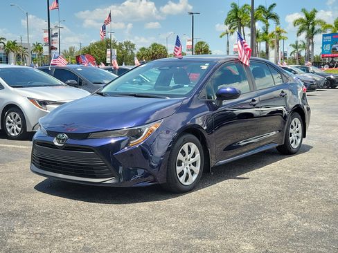 Used 2024 Toyota Corolla LE FWD image 6