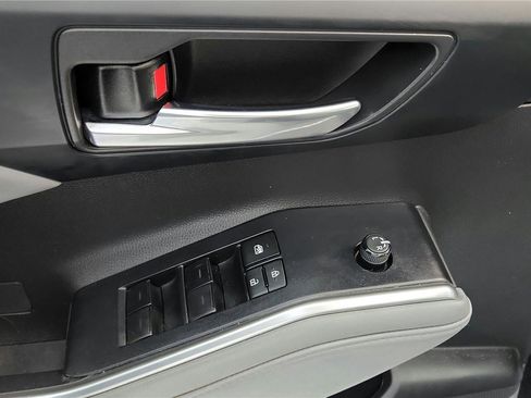 Certified 2022 Toyota Highlander XLE image 36