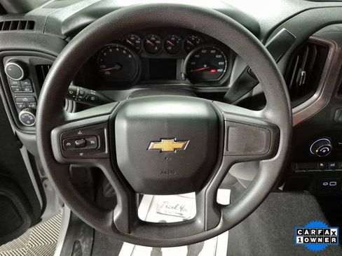 Used 2022 Chevrolet Silverado 1500 Custom image 11
