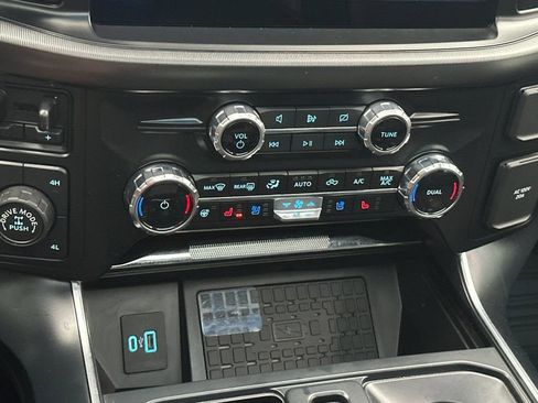 Certified 2024 Ford F150 Raptor image 24