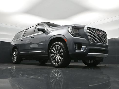 Used 2022 GMC Yukon XL Denali RWD image 44