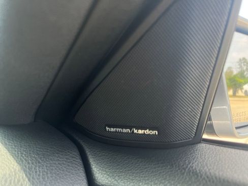Used 2014 Mercedes-Benz E 350 Sedan image 38