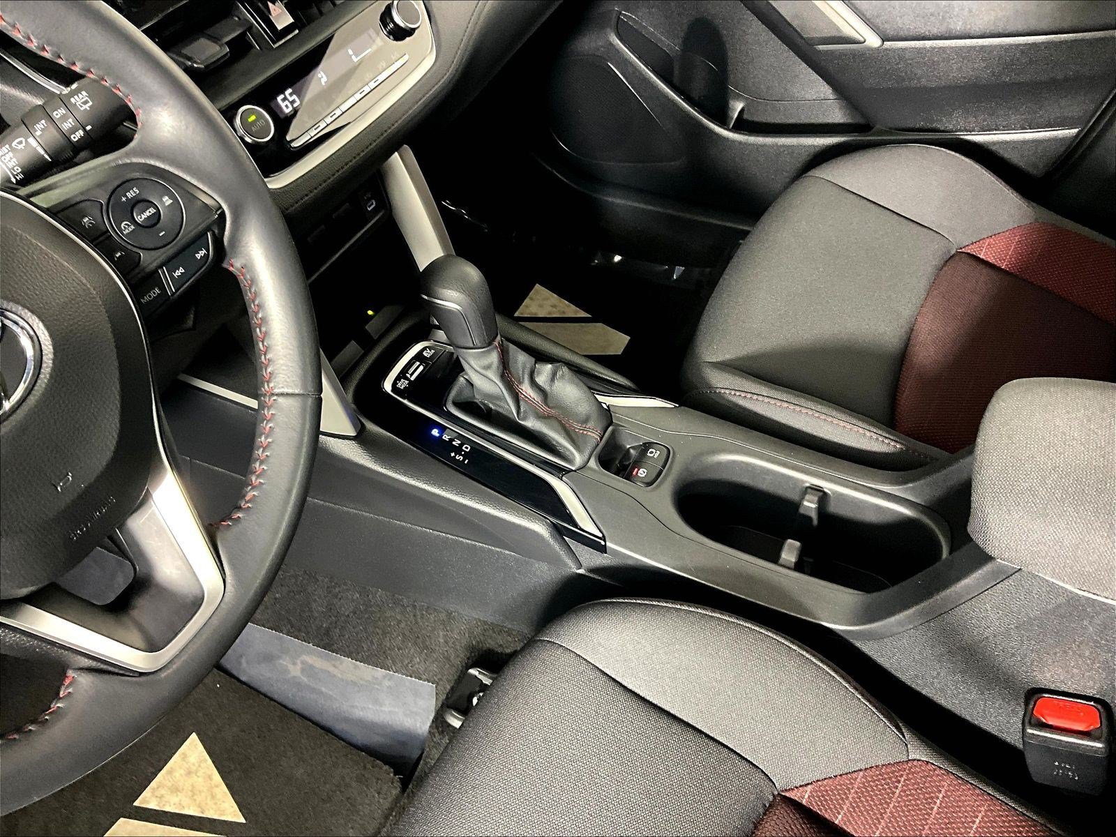 Used 2024 Toyota Corolla Cross AWD Hybrid image 18