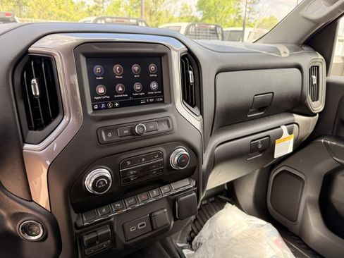 New 2026 GMC Sierra 2500 Pro w/ 1SA Pro Safety Plus Package RWD image 16