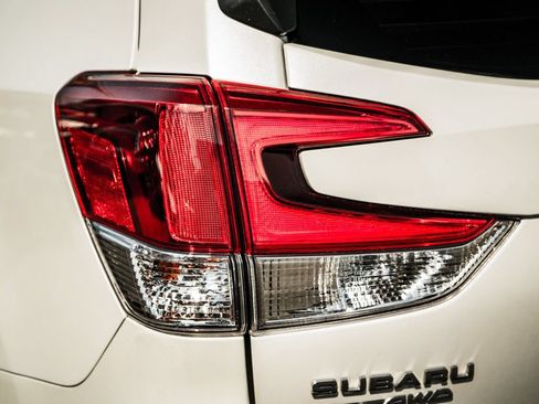 Used 2020 Subaru Forester Premium AWD/4WD image 8