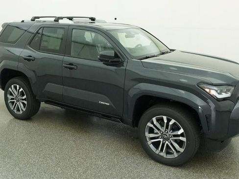 New 2026 Toyota 4Runner Limited AWD/4WD image 12
