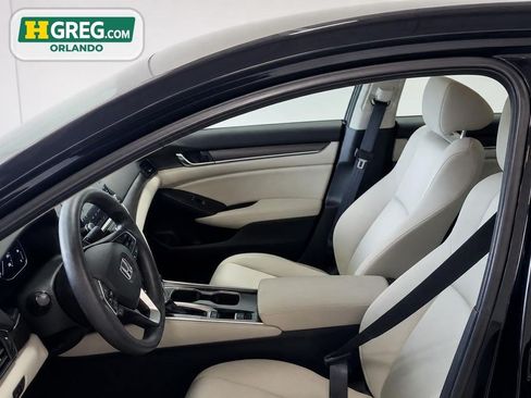 Used 2018 Honda Accord LX image 7