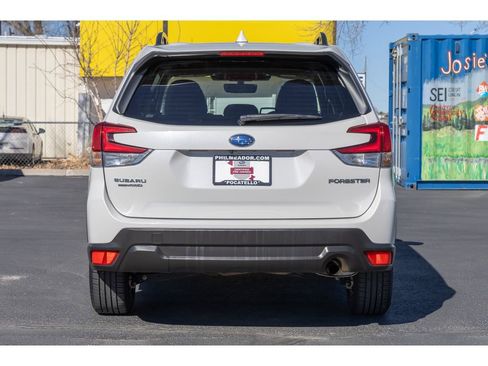 Certified 2023 Subaru Forester Premium image 4