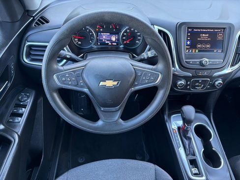 Used 2022 Chevrolet Equinox LT FWD image 13