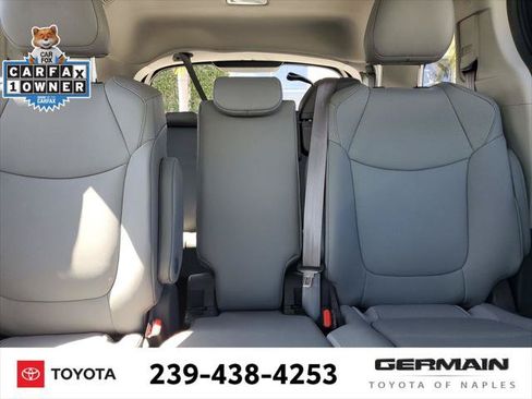 Certified 2021 Toyota Sienna XLE FWD image 31