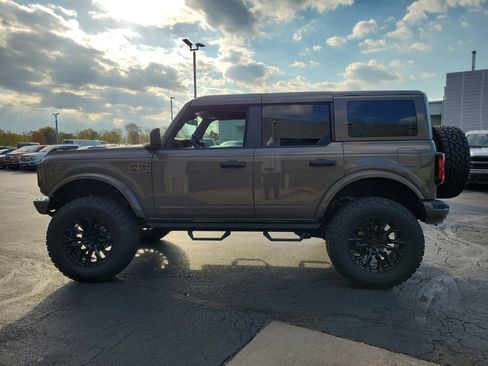 New 2025 Ford Bronco Badlands image 7