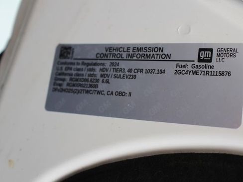 Used 2024 Chevrolet Silverado 2500 Custom w/ Custom Value Package image 62