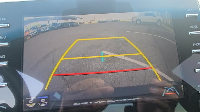 Used 2021 Toyota Avalon XLE FWD image 27
