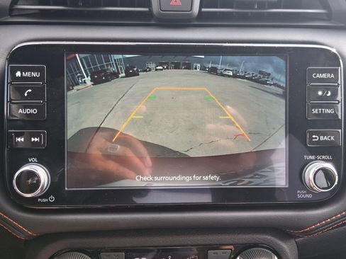 New 2025 Nissan Versa SR w/ Trunk Package image 14