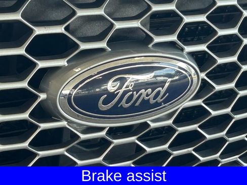 Used 2023 Ford Edge SEL image 17