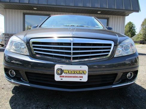 Used 2010 Mercedes-Benz C 300 4MATIC Sedan image 3