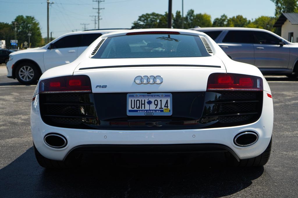 Used 2012 Audi R8 V10 AWD/4WD image 22