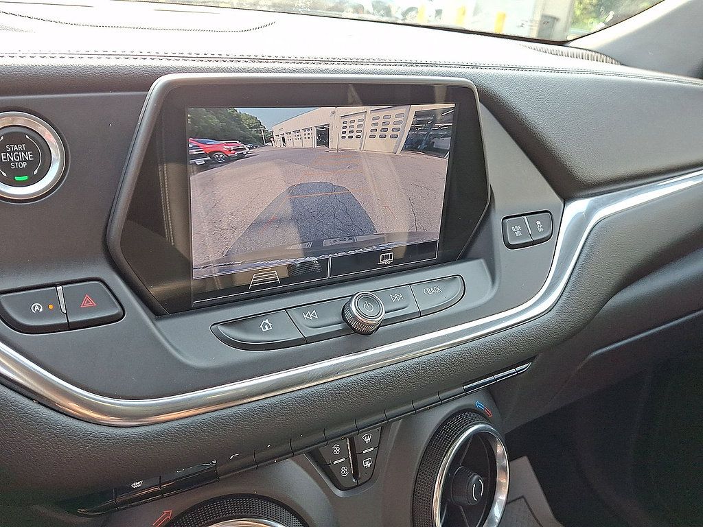 Certified 2022 Chevrolet Blazer LT AWD/4WD image 15
