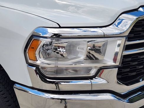 Used 2024 RAM 3500 SLT w/ Quick Order Package 2YG SLT AWD/4WD image 8