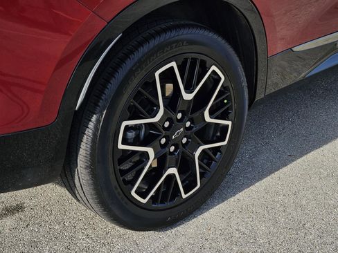 Used 2023 Chevrolet Blazer RS w/ Driver Confidence II Package image 9