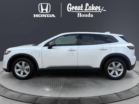 Used 2024 Honda Prologue EX image 3