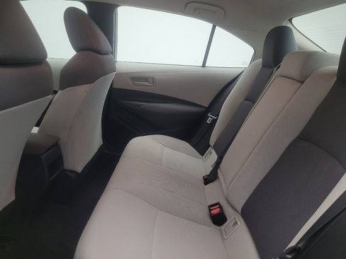 Used 2022 Toyota Corolla LE FWD image 18