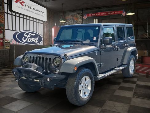 Used 2017 Jeep Wrangler Unlimited Sport w/ Quick Order Package 24S AWD/4WD image 1