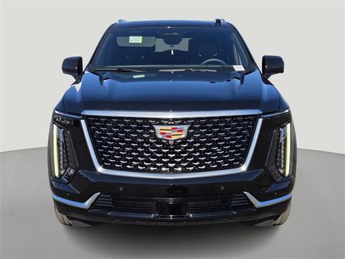 New 2026 Cadillac Escalade Luxury image 5