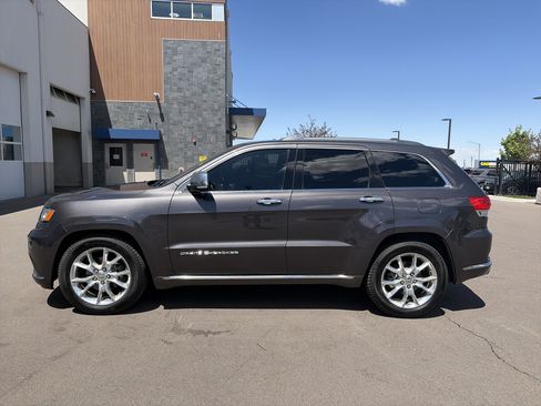 Used 2015 Jeep Grand Cherokee Summit AWD/4WD image 12