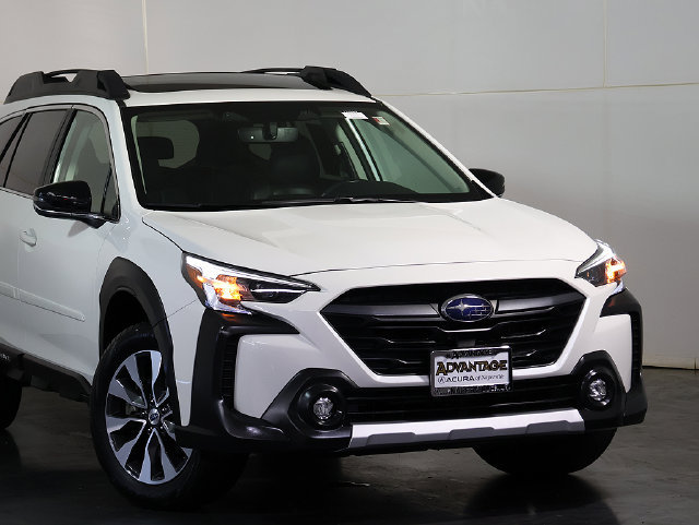 Used 2025 Subaru Outback Limited AWD/4WD image 6
