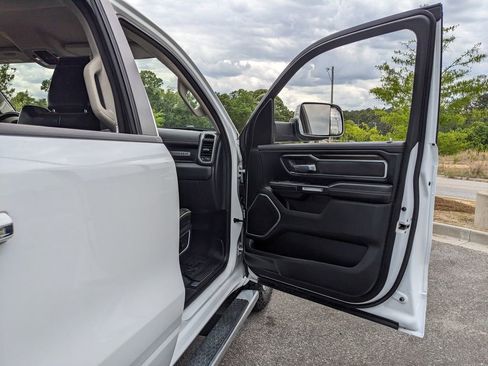 Used 2022 RAM 1500 Laramie AWD/4WD image 60