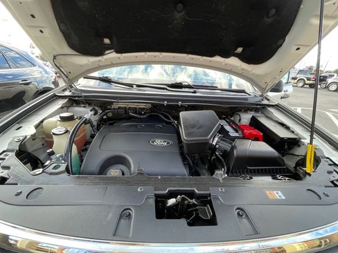 Used 2013 Ford Edge SE image 24