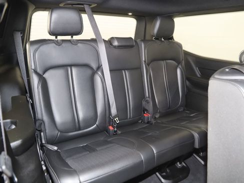 Used 2022 Jeep Wagoneer Series I w/ Premium Group I image 15