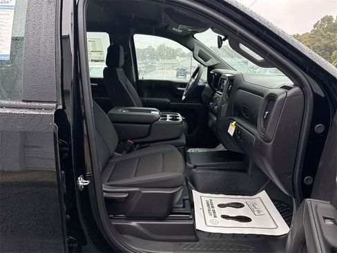 New 2026 Chevrolet Silverado 1500 W/T image 29