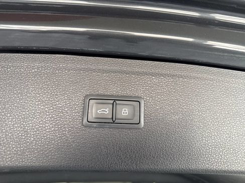 Used 2019 Audi Q5 2.0T Premium Plus w/ Premium Plus Package image 29